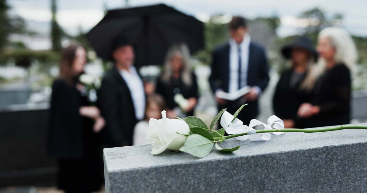 How to Arrange a Private Family Goodbye Before Cremation