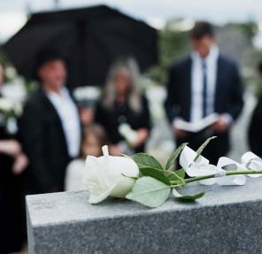 How to Arrange a Private Family Goodbye Before Cremation